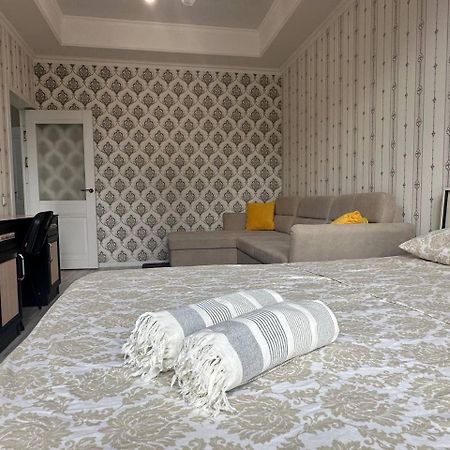 Apartments "Harmony" On Sydykova St 156А Bishkek Exterior foto