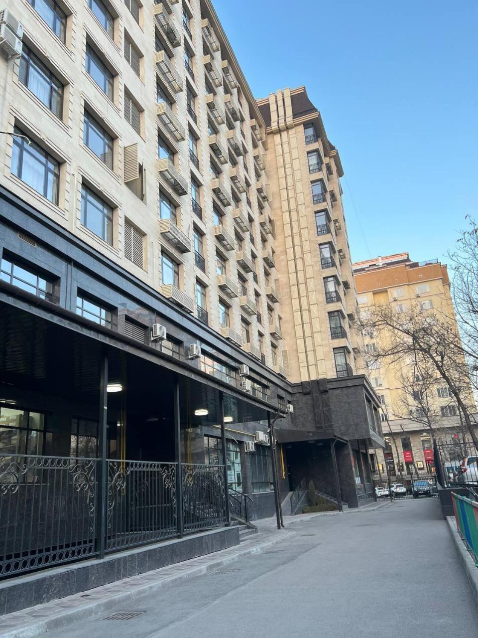 Apartments "Harmony" On Sydykova St 156А Bishkek Exterior foto
